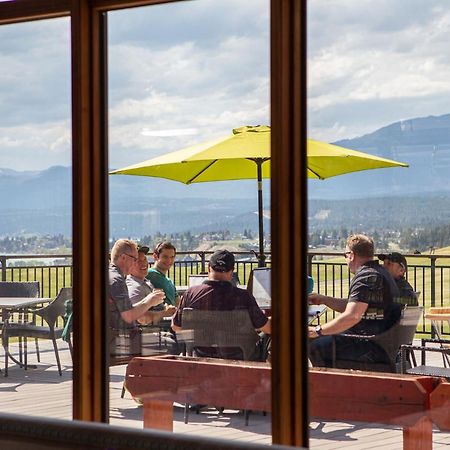 Headwaters Lodge At Eagle Ranch Resort インヴァーミア エクステリア 写真
