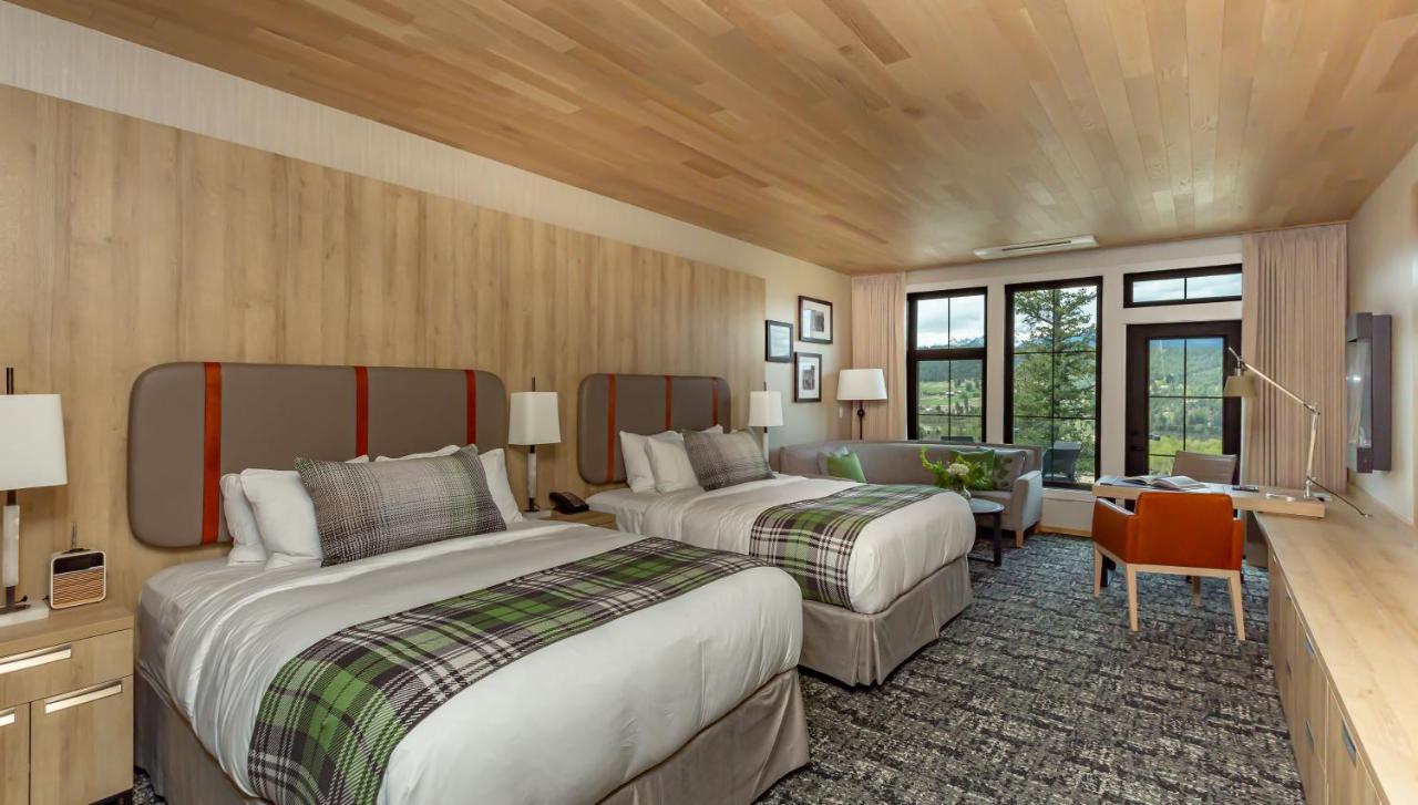 Headwaters Lodge At Eagle Ranch Resort インヴァーミア エクステリア 写真