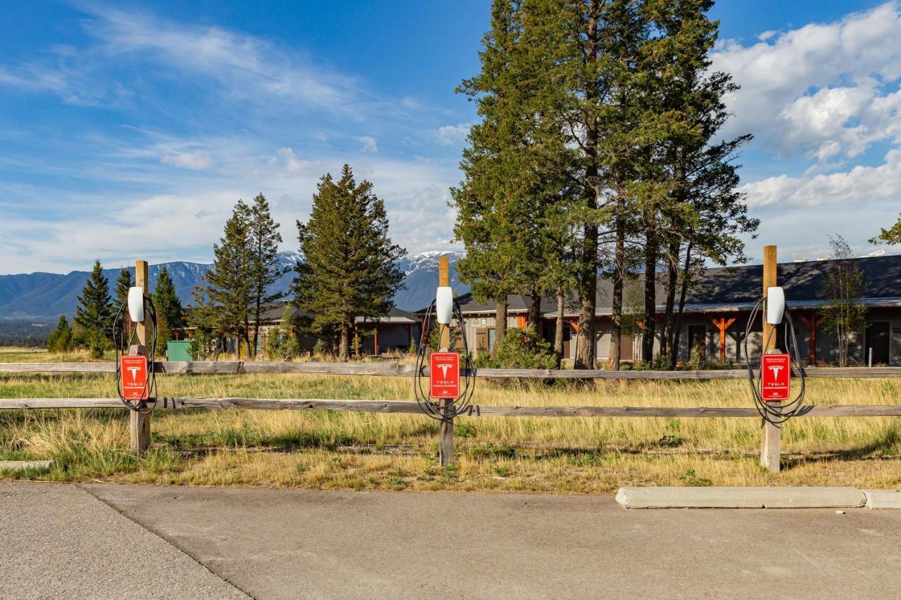 Headwaters Lodge At Eagle Ranch Resort インヴァーミア エクステリア 写真