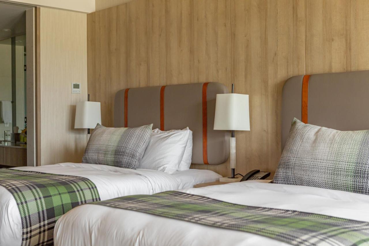 Headwaters Lodge At Eagle Ranch Resort インヴァーミア 部屋 写真
